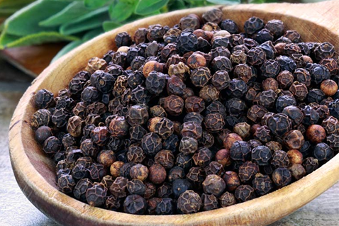 Black pepper Essential Oils Supplier - Ozone Naturals